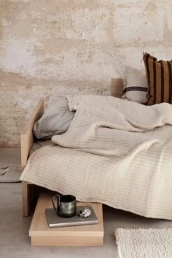 Ferm LIVING Daze Tagesdecke, 240 X 250 Cm, Sand -Heimtextilien 122 2240
