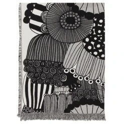 Marimekko Decke Siirtolapuutarha, Schwarz – Gebrochenes Weiß 8 Marimekko Decke Siirtolapuutarha, Schwarz – Gebrochenes Weiß -Heimtextilien 125 Marimekko TH