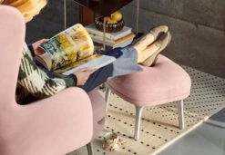 Fritz Hansen Dots Teppich, 150 X 190 Cm 12 Fritz Hansen Dots Teppich, 150 X 190 Cm -Heimtextilien 14402 Ro Light pink and Rug Dots