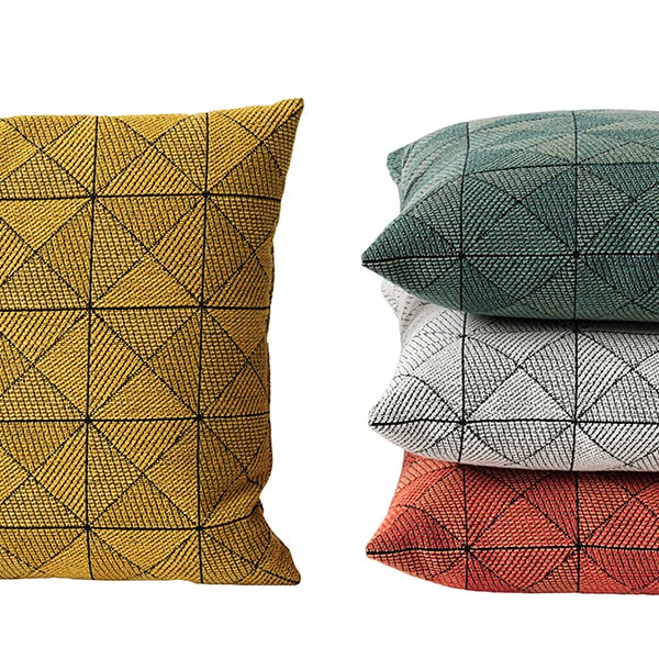 Muuto Tile Kissen, Gelb 5 Muuto Tile Kissen, Gelb – Bild 3