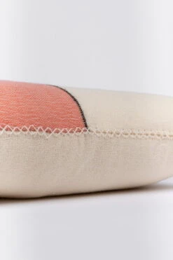 Block Kissen, 45 X 60 Cm, Korallenrosa - Schwarz -Heimtextilien Cushion coral black stripe 4