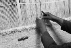 Laine Knüpfteppich, Cremeweiß - Braun -Heimtextilien DFA PLC AIDA MULUNEH SERA HELSINKI OCTOBER 2017 0642