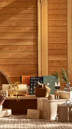 Grid Teppich, Weiß - Camel -Heimtextilien FDS Joulu2480 1080x1920 final