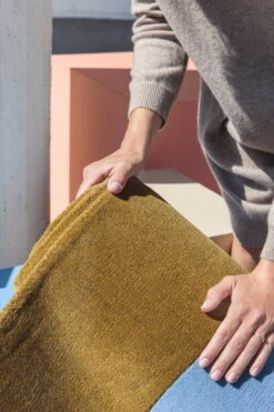 Ruukku Teppich, Gold - Blau 12 Ruukku Teppich, Gold - Blau -Heimtextilien Finarte Galleria Ruukku gold lightblue mood 2