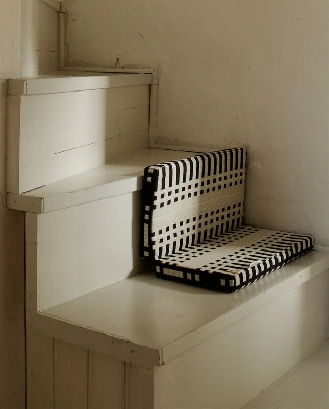 Step Kissen, Nereus, Schwarz 6 Step Kissen, Nereus, Schwarz – Bild 4