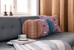 Beetle Kissen, Nereus-Ziegelrot -Heimtextilien Johanna Gullichsen Beetle cushions