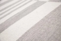 Decke Gaia -Heimtextilien Johanna Gullichsen Gaia banket surface2