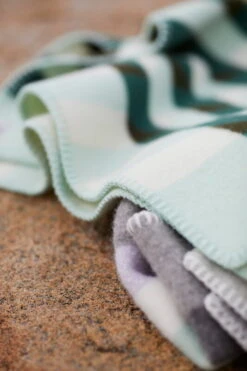 Kvam Überwurf 135 X 200 cm, Grün -Heimtextilien KVAM 5213 M Green