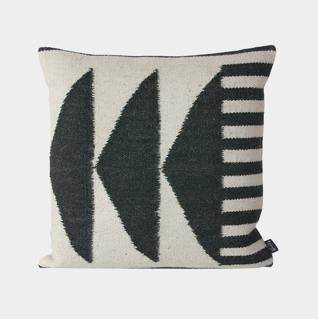 Ferm LIVING Kelim Kissen, Black Lines 5 Ferm LIVING Kelim Kissen, Black Lines – Bild 3