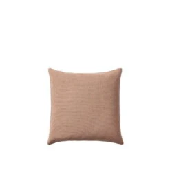 Muuto Layer Kissen, 50 X 50 Cm, Blassrosa -Heimtextilien Layer cushion dusty rose back 50x50 cm Muuto 5000x5000 hi res