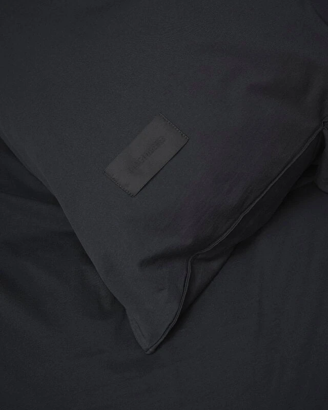 Nude Jersey Kopfkissenbezug, Verwaschenes Schwarz 5 Nude Jersey Kopfkissenbezug, Verwaschenes Schwarz – Bild 3