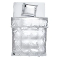 Nude Metallic Jersey Kissenbezug, Silber -Heimtextilien MAGNIBERG NUDE METALLIC SILVER 031