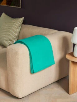 Hay Mono Decke, 130 X 180 cm, Aquamarin -Heimtextilien Mags Soft 2 seater comb 1 Flamiber Sand J7 Ribbon Cushion yellow Mono Blanket aqua green