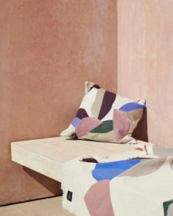 Marimekko Berry Decke, Baumwolle - Rot - Elektroblau 8 Marimekko Berry Decke, Baumwolle - Rot - Elektroblau -Heimtextilien Marimekko 223 224 14 0019