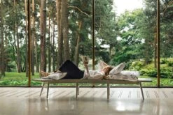 Onnenmaa Kissenbezug, 60 X 80 Cm, Weiß – Schwarz 9 Onnenmaa Kissenbezug, 60 X 80 Cm, Weiß – Schwarz -Heimtextilien Onnenmaa Saana ja Olli 2017 hi res kuva Suvi Keslinen 1 3 1