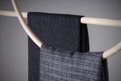 Pine Überwurf, Schwarz - Weiß -Heimtextilien Pine Cumulus throw