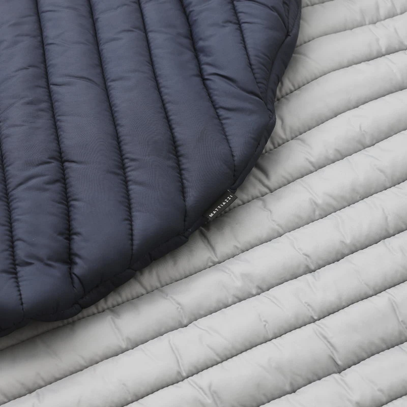 Quindici Kissen, Grau – Bild 4