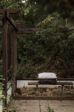 Rakkauden Meri Kissenbezug, 40 X 60 Cm, Weiß - Schwarz -Heimtextilien Rakkauden meri Saana ja Olli hi res kuva Suvi Kesalainen 27