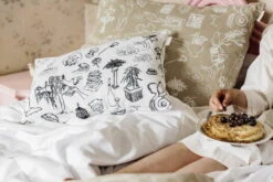 Mielenmaisemia Kissenbezug, 40 X 60 Cm, Weiß - Schwarz -Heimtextilien Saana ja Olli Mielenmaisemia Mindscapes hi res 25