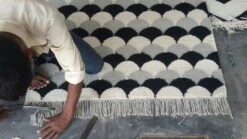 Suomu Teppich, 110 X 170 Cm, Hellgrau 8 Suomu Teppich, 110 X 170 Cm, Hellgrau -Heimtextilien SuomuJaKala02