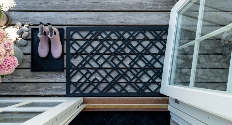 Lines Fußmatte, 60 x 90 cm, Schwarz 8 Lines Fußmatte, 60 x 90 cm, Schwarz – Bild 6