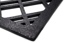 Lines Fußmatte, 60 x 90 cm, Schwarz 12 Lines Fußmatte, 60 x 90 cm, Schwarz -Heimtextilien TICA Doormat Lines closeup bagside 1