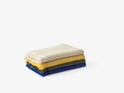 &Tradition Untitled AP10 Überwurfdecke, 150 X 200 Cm, Wüstengelb -Heimtextilien Untitled AP10 stack 1