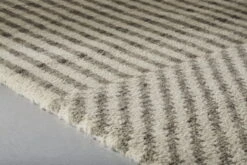 Niwa Wollteppich 170 X 240 Cm, Weiß – Grau -Heimtextilien anno AW20 01 niwa hand knotted rug undyed wool 170x240 hires