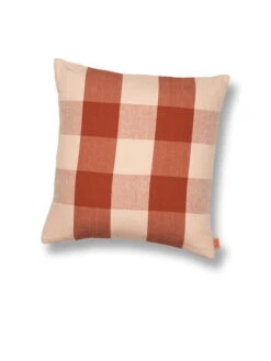 Ferm LIVING Grand Kissen, 50 X 50 Cm, Rosa - Staub -Heimtextilien fermLIVING GrandCushion RoseRust pack 2