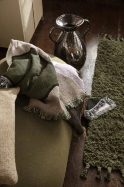 Ferm LIVING Vista Decke, Cremeweiß - Flieder -Heimtextilien fermLIVING VistaBlanket image