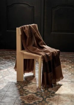 Ferm LIVING Dry Decke, 120 X 170 Cm, Zuckertang - Schwarz -Heimtextilien fermLIVING AW22 DryBlanket 1104266434 image 1