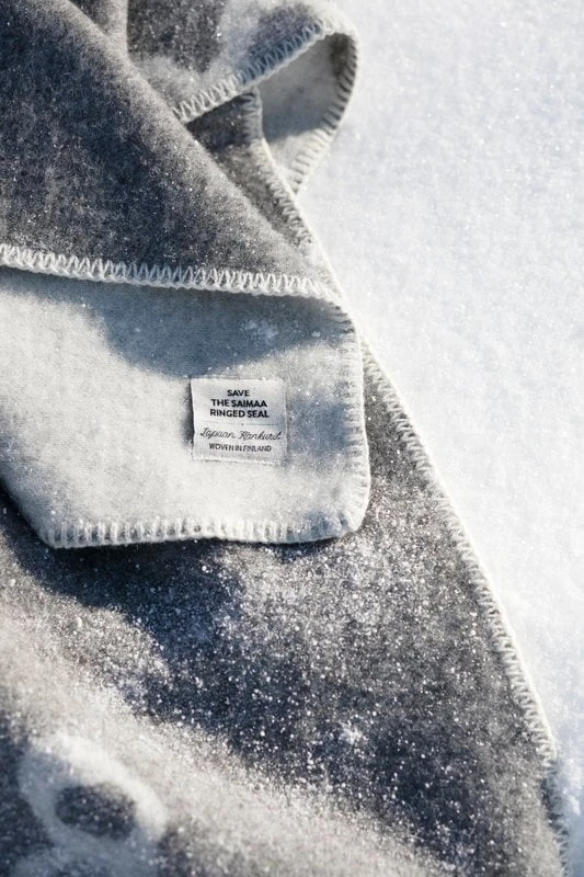 Saimaannorppa Decke 7 Saimaannorppa Decke – Bild 5