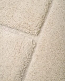 Line 01 Teppich -Heimtextilien line 01 wool shaggy rug detail photo 1
