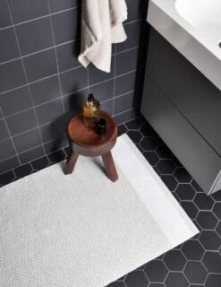 Edit Teppich, 70 X 300 Cm, Fossilgrau -Heimtextilien pappelina edit fossil bathroom creative 1